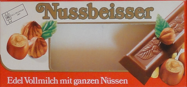 Nussbeisser male edel vollmlch mit ganzen Nussen .jpg